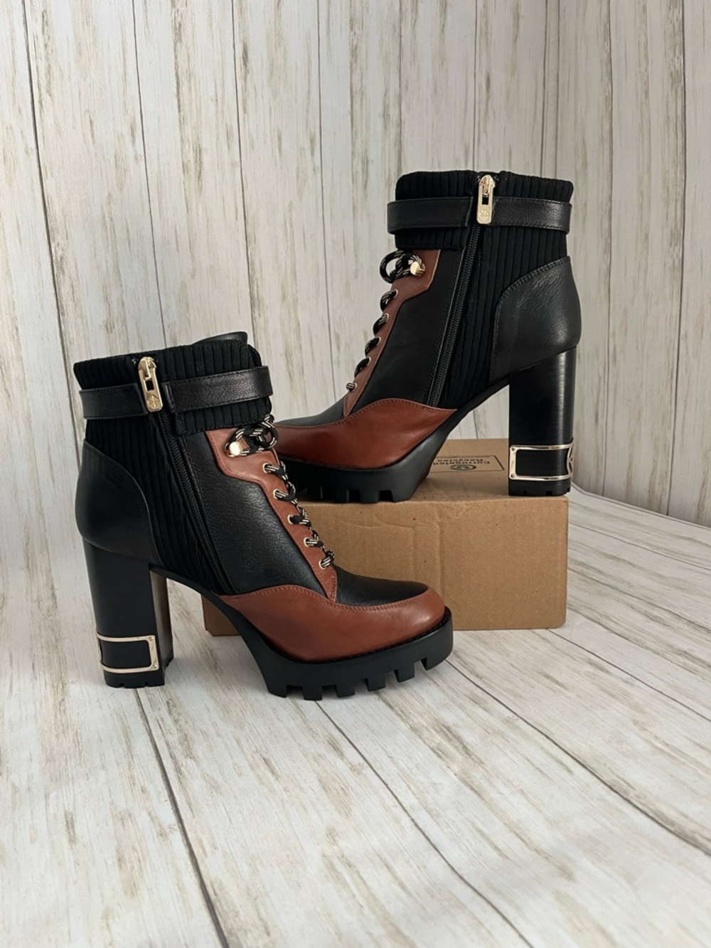 ANTONIO MELANI Perline Black and Brown Leather Lace-Up Lug Heel Ankle Boots - Picture 5 of 7